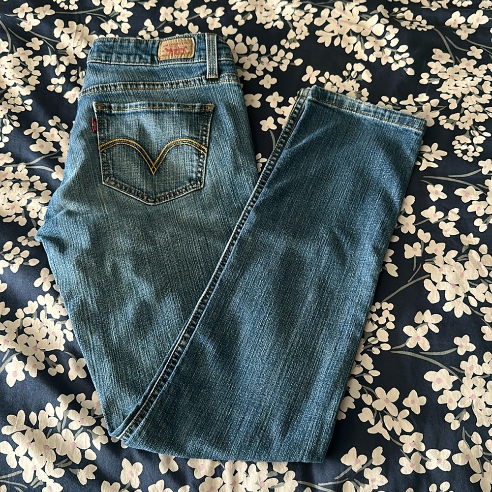 Levi Jeans, too super low 524, 9 medium